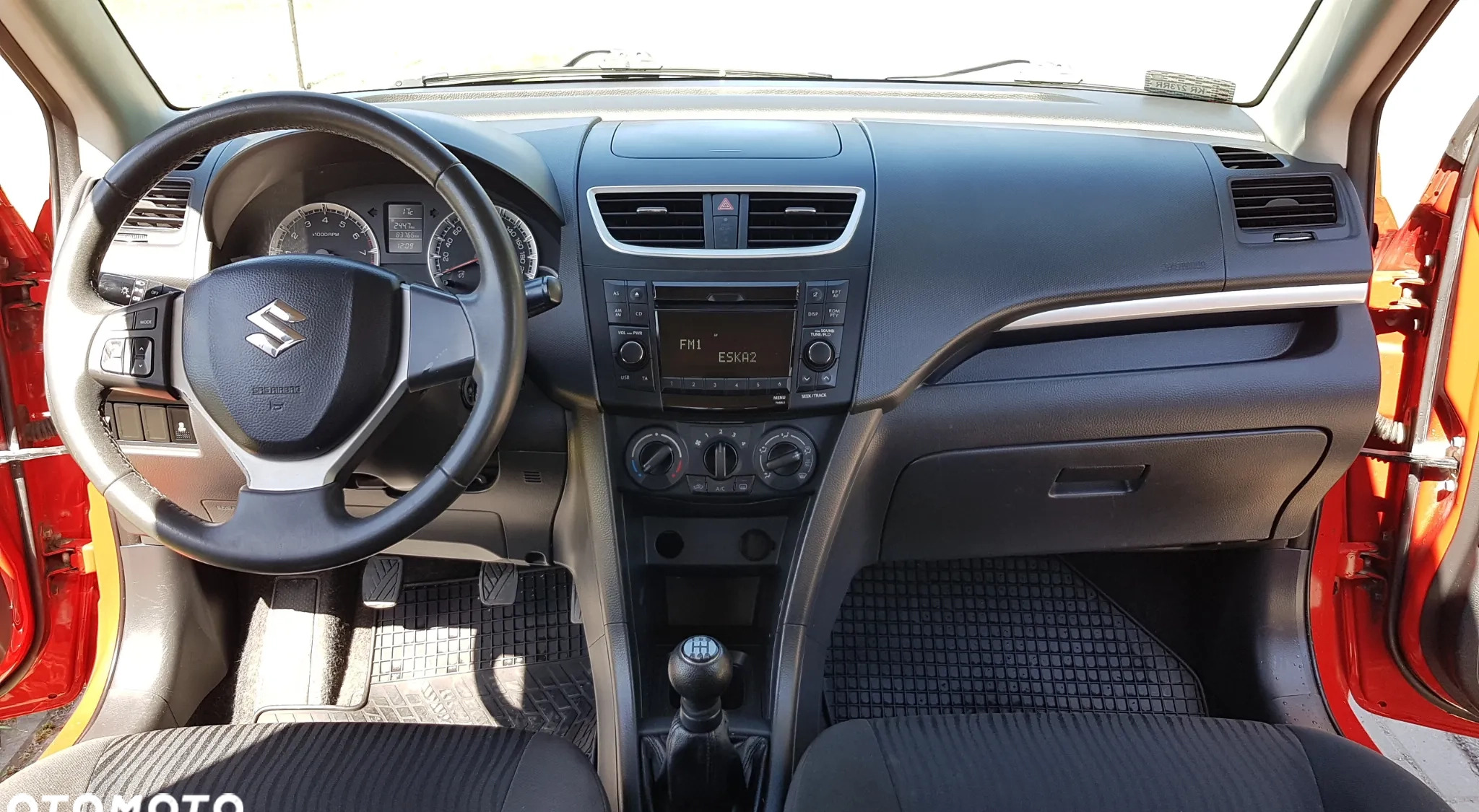 Suzuki Swift cena 25400 przebieg: 83000, rok produkcji 2011 z Proszowice małe 704